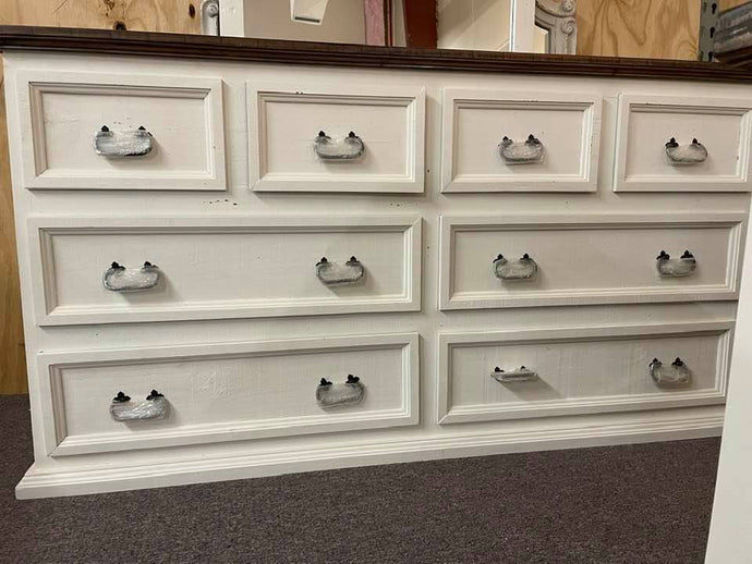 HO Madison Avenue 8 Drawer Dresser - Cox Furniture and Flooring